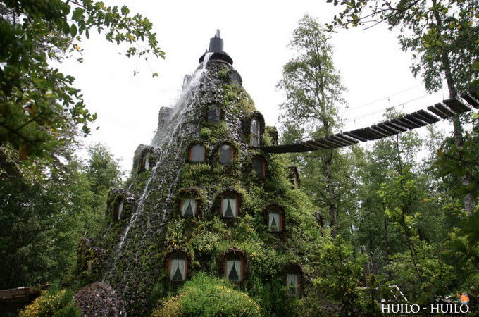 神奇的魔法木制酒店，童话森林里的城堡--置顶表情